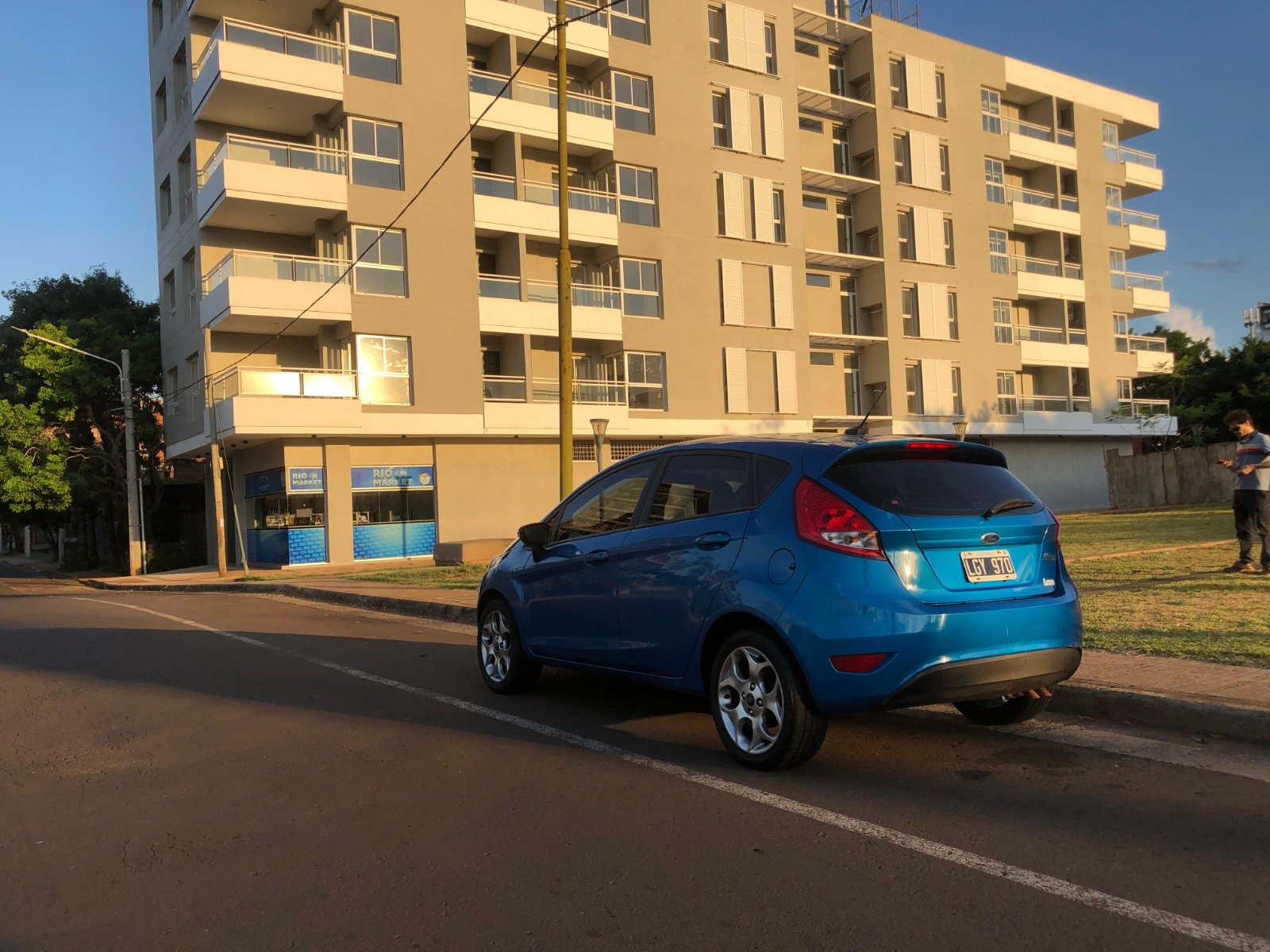 
								Ford Fiesta completo									