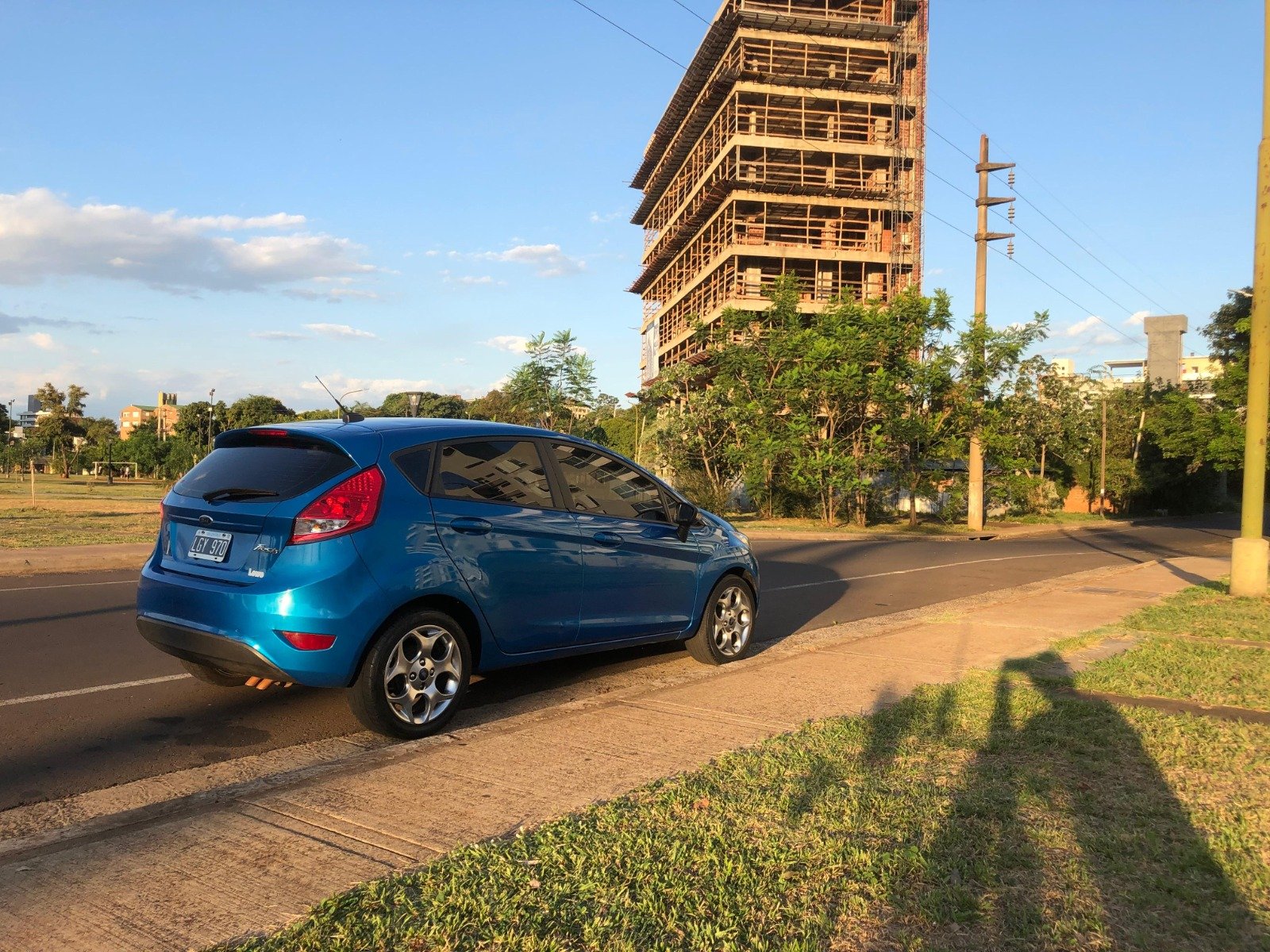 
								Ford Fiesta completo									