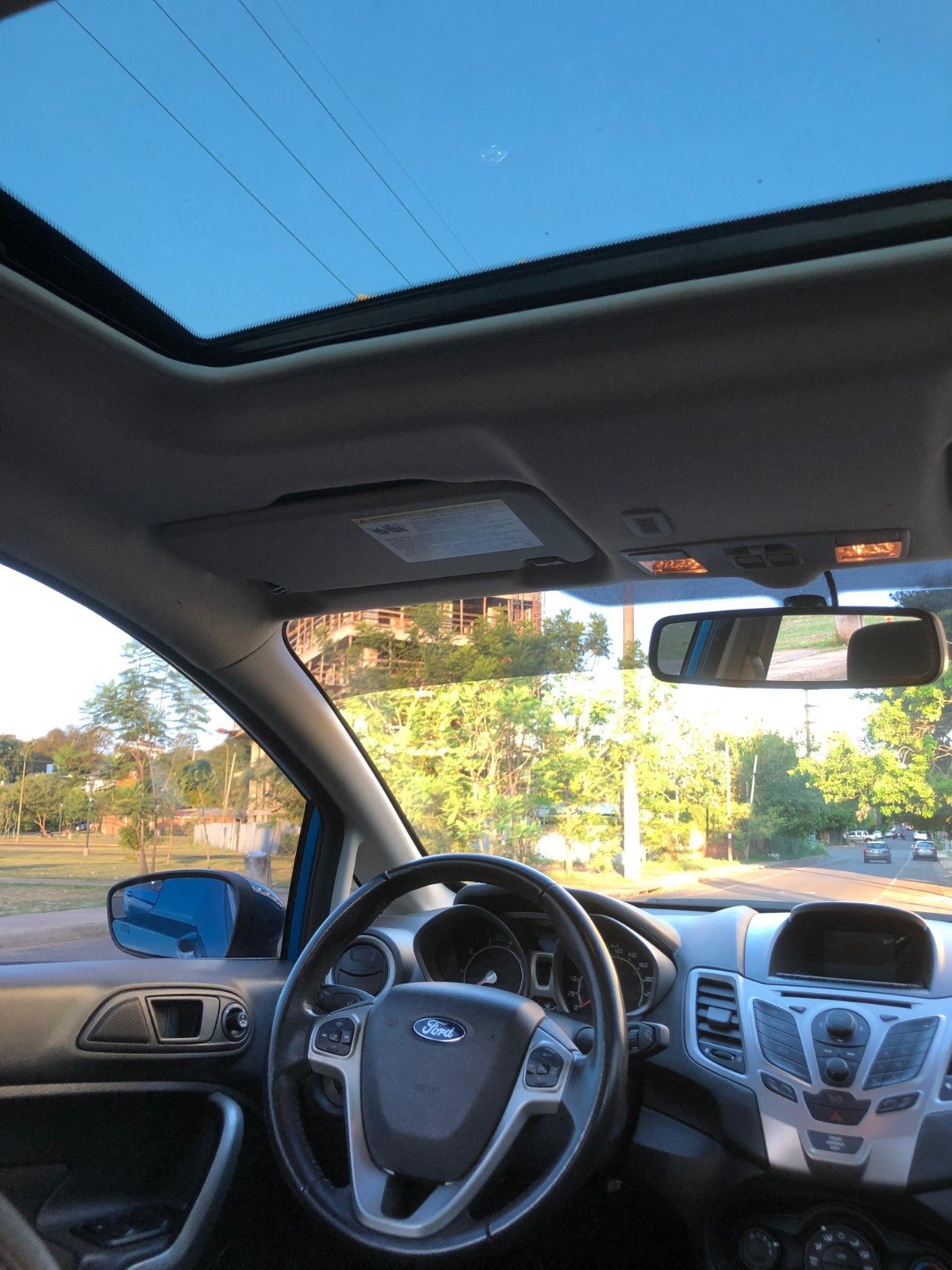 
								Ford Fiesta completo									