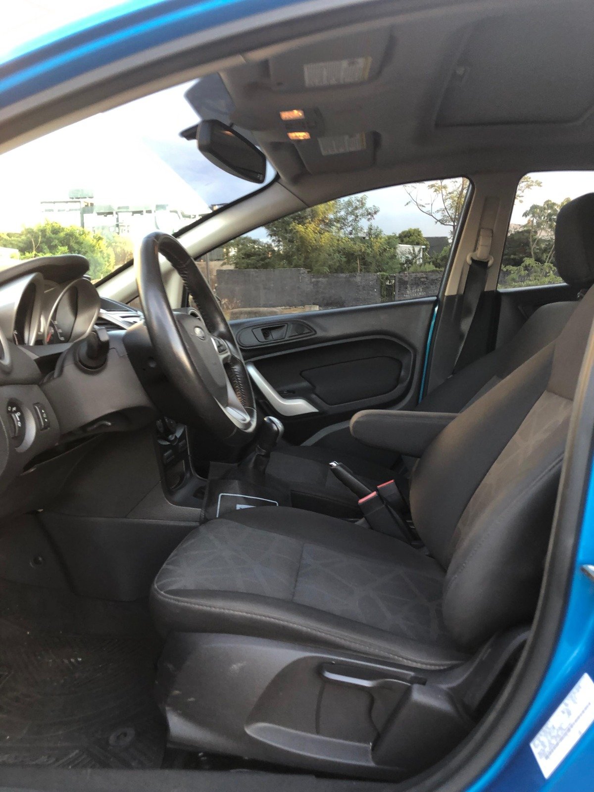 
								Ford Fiesta completo									