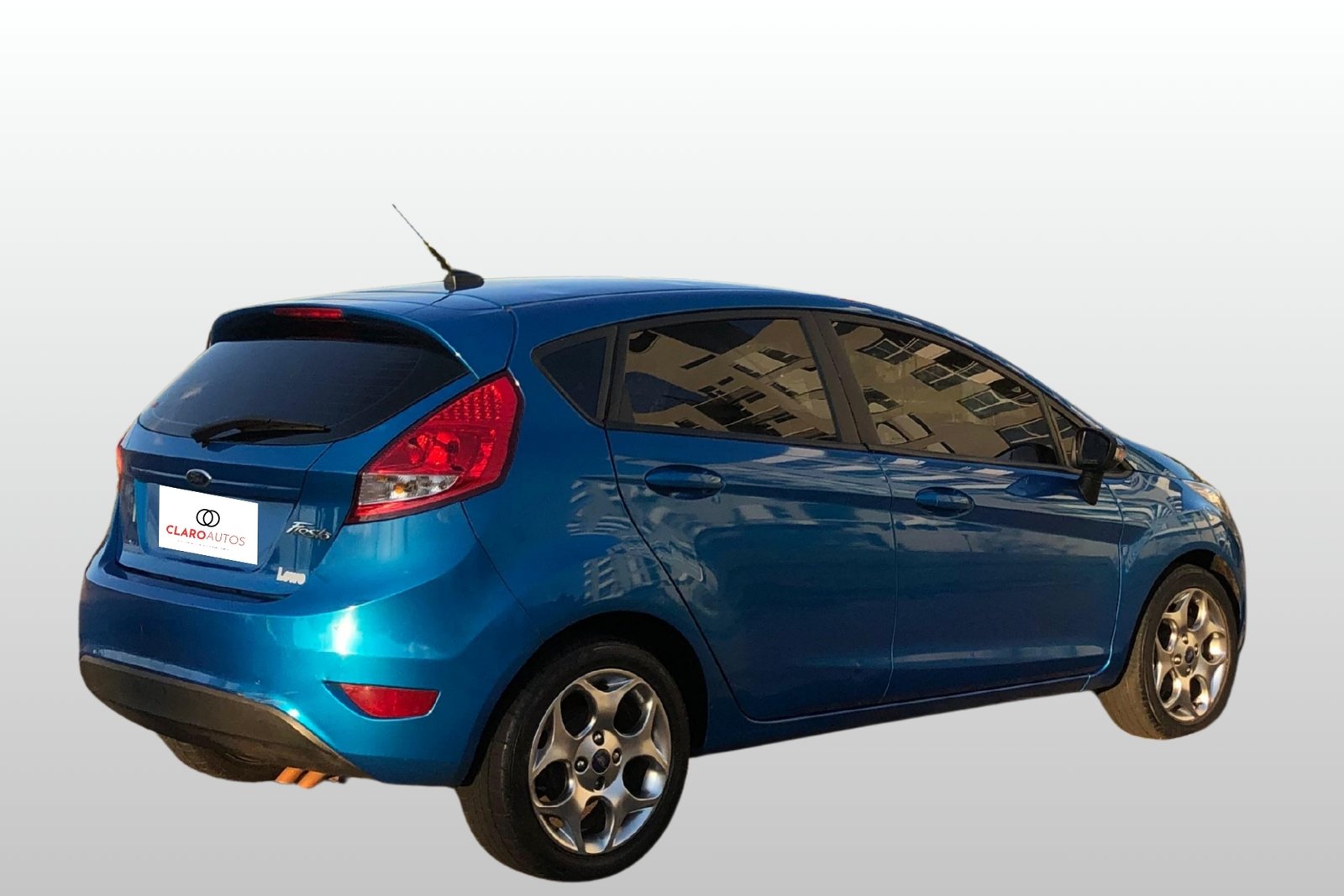 
								Ford Fiesta completo									