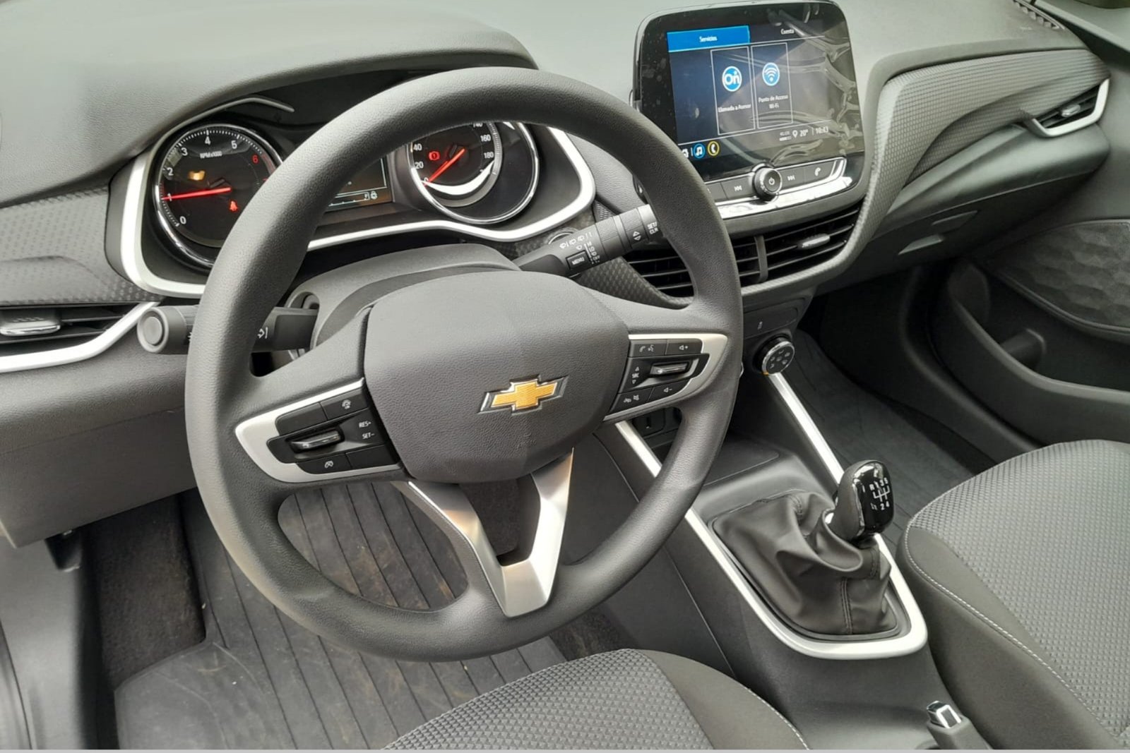 
								Chevrolet Onix 1.0 LTZ completo									