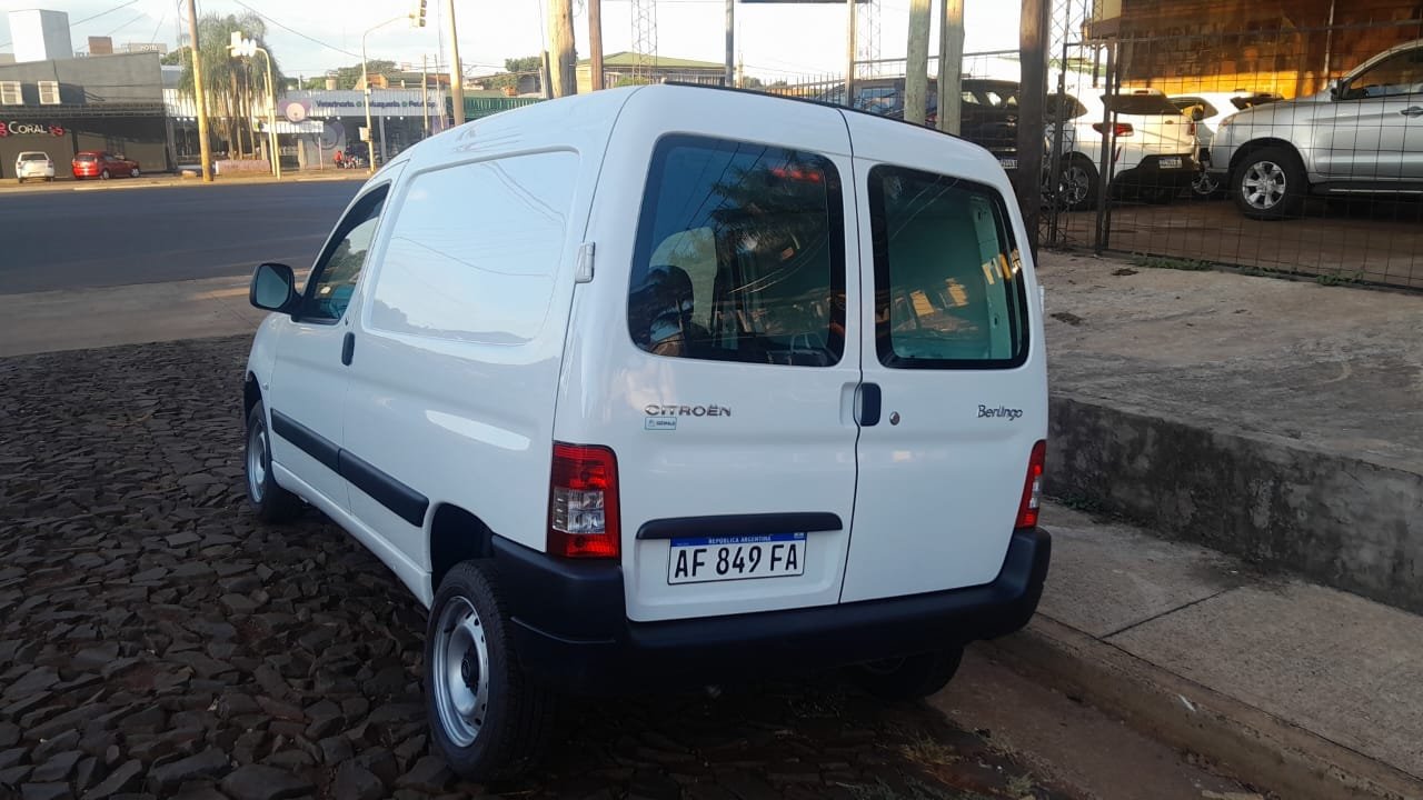 
								CITROEN BERLINGO BUSSINES completo									
