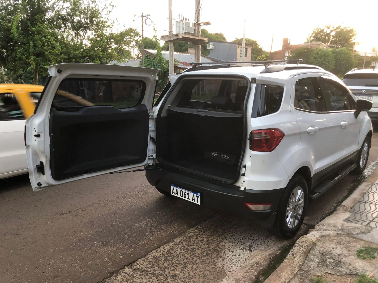 
								FORD ECOSPORT SE 1.6 MANUAL completo									
