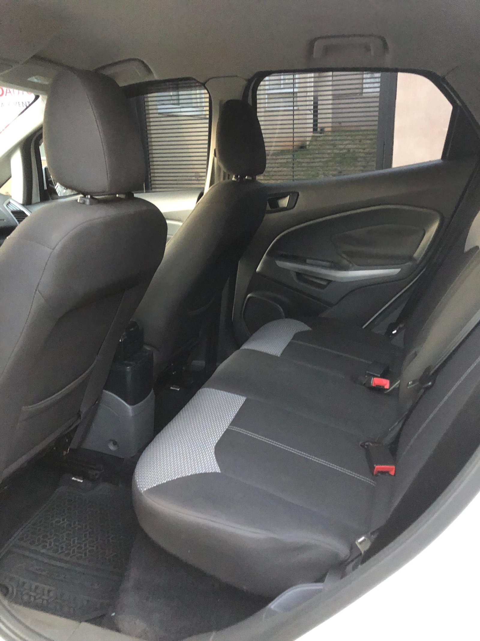 
								FORD ECOSPORT SE 1.6 MANUAL completo									