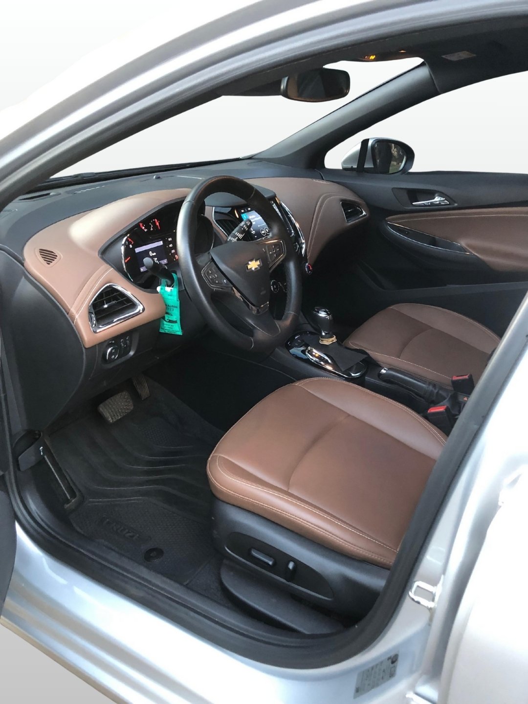 
								Cruze Premier 2023 completo									