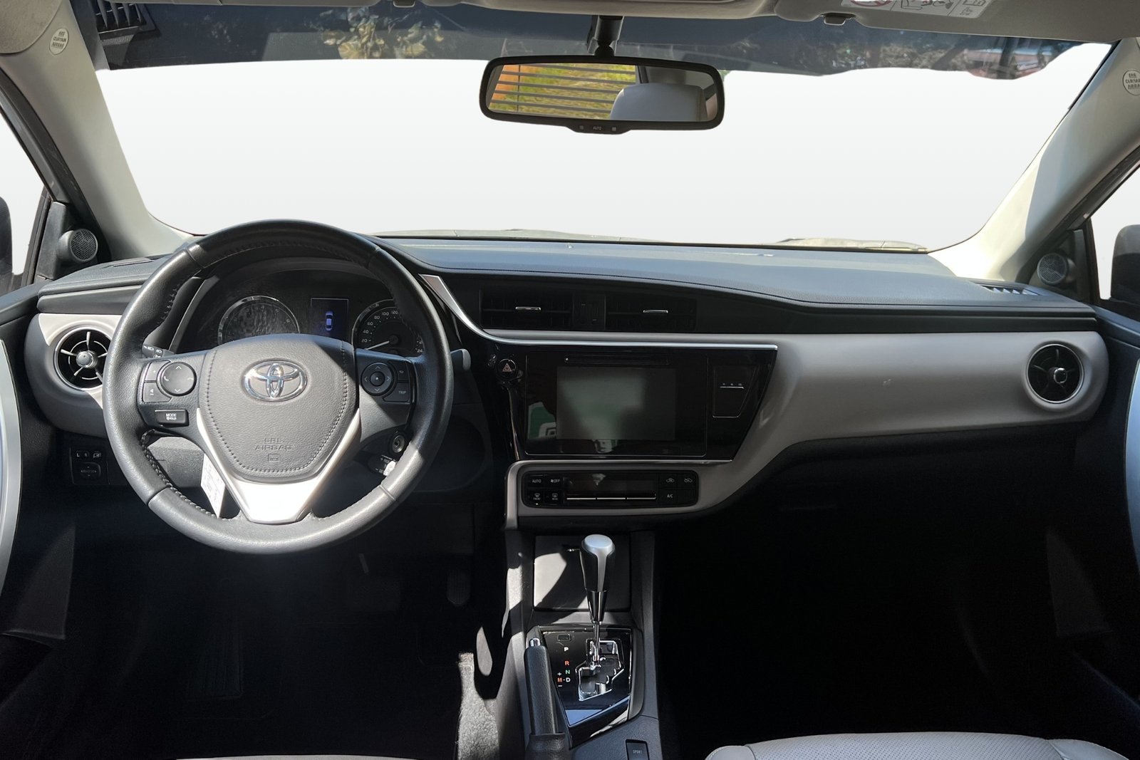 
								TOYOTA COROLLA XEI PACK CVT 2019 completo									