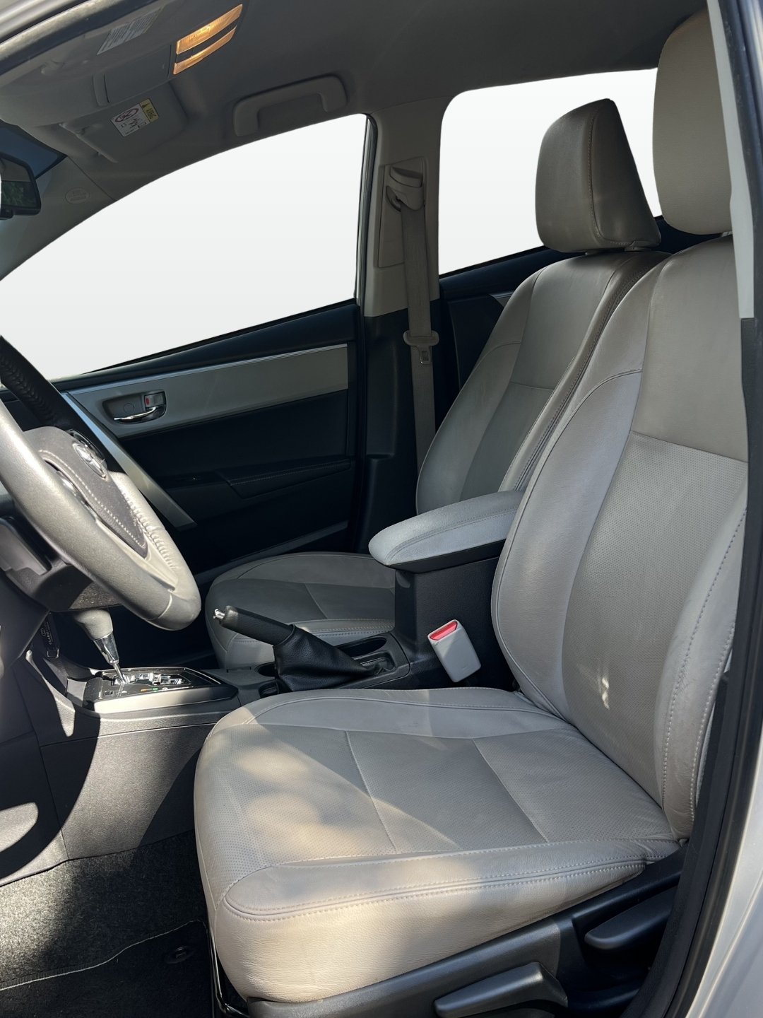 
								TOYOTA COROLLA XEI PACK CVT 2019 completo									